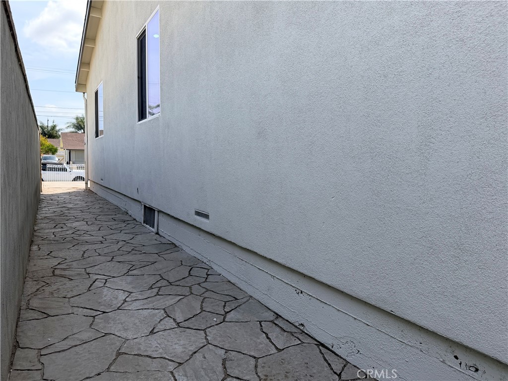 1147 N Island Avenue