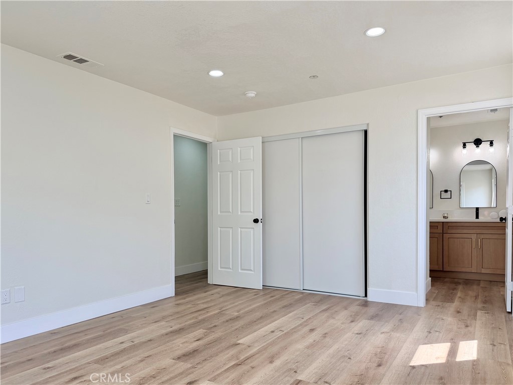 1147 N Island Avenue