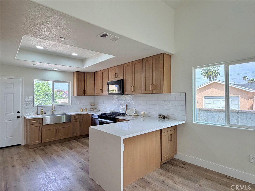 1147 N Island Avenue