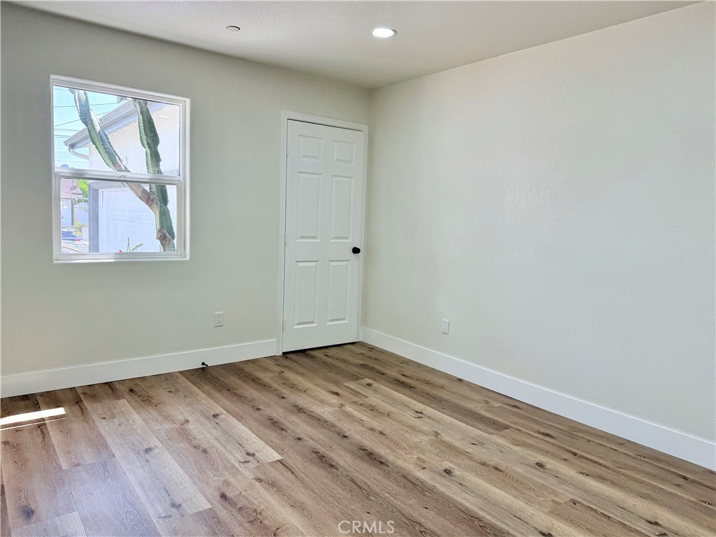 1147 N Island Avenue