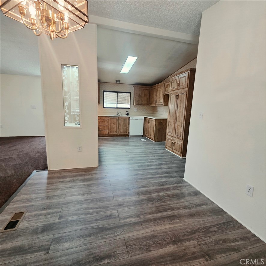 22601 Bear Valley Road 54
