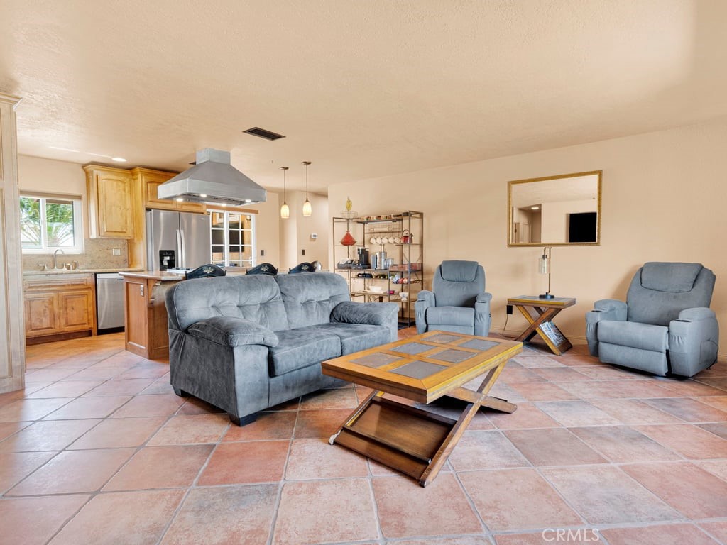 11110 Saratoga Road