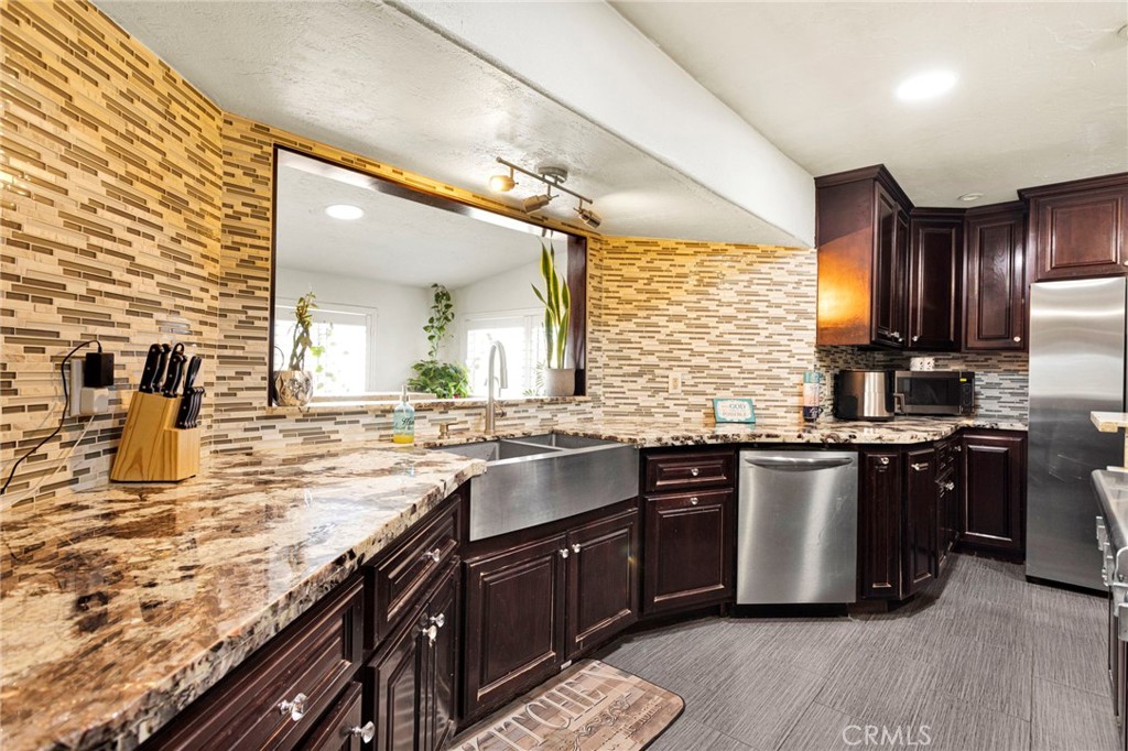 10080 Deep Creek Road