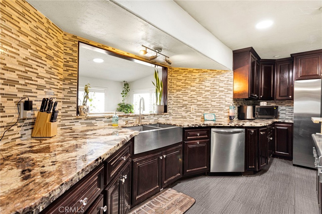 10080 Deep Creek Road