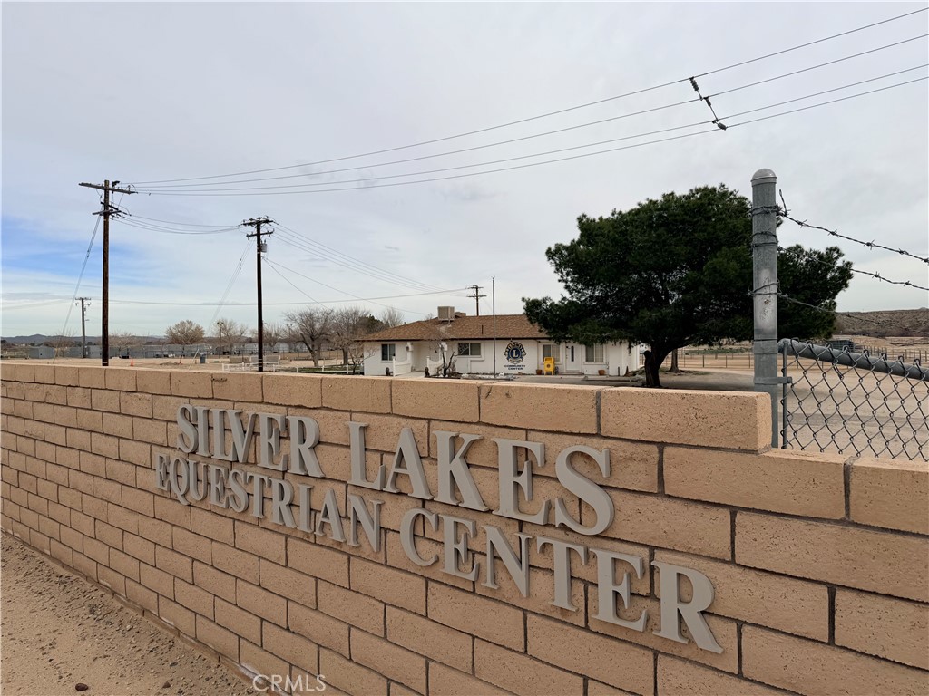 26784 Sheffield Lane