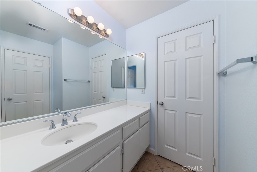 13232 Lambrusco Court