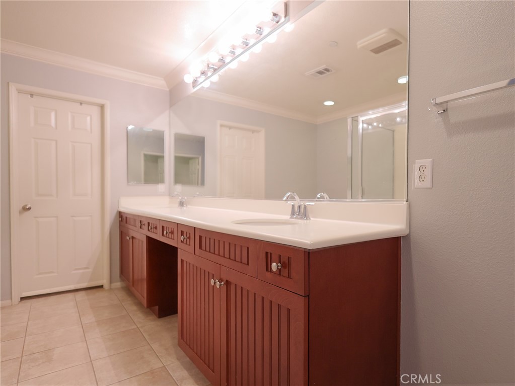 1500 Amsterdam Court