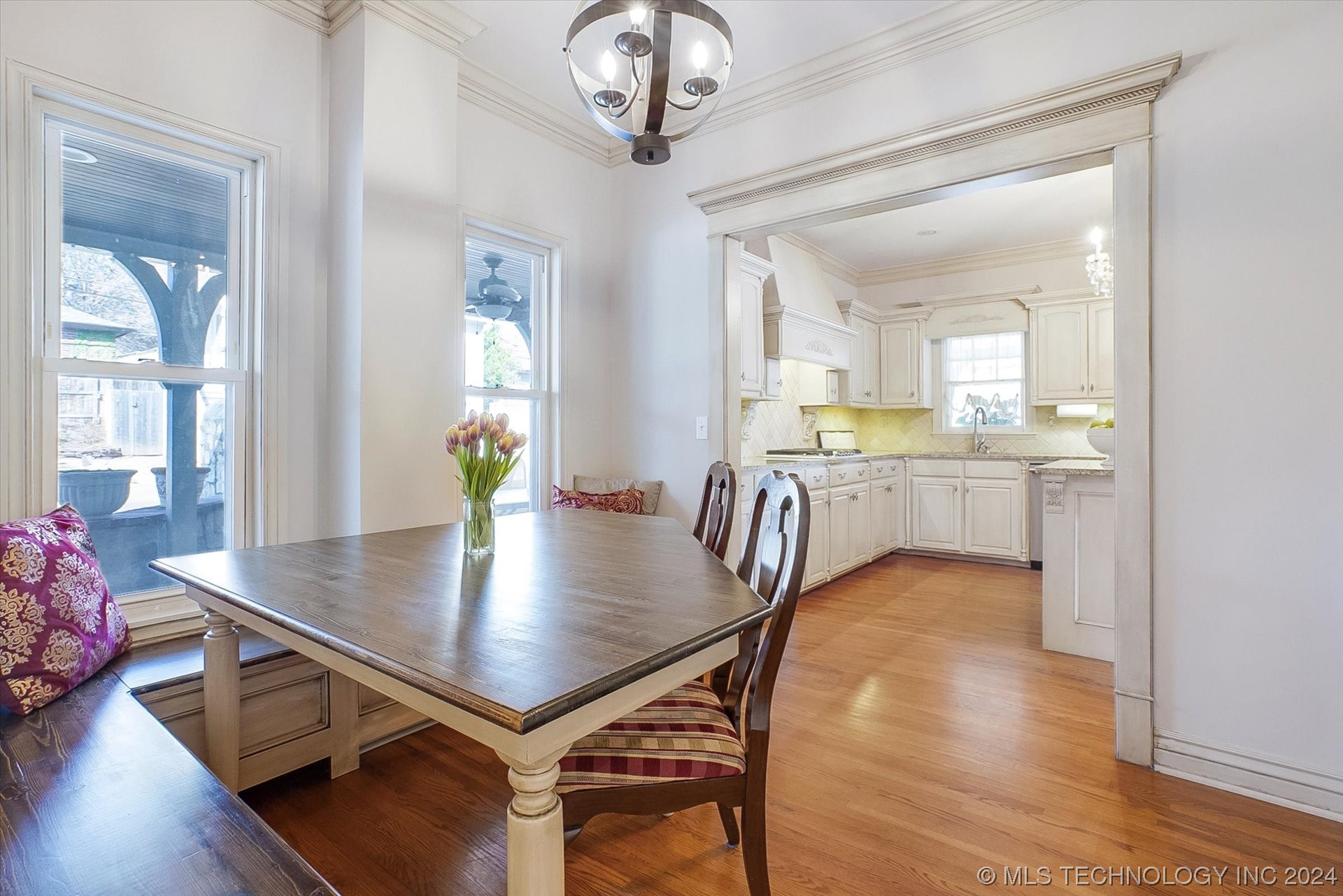 1253 E 27th Street