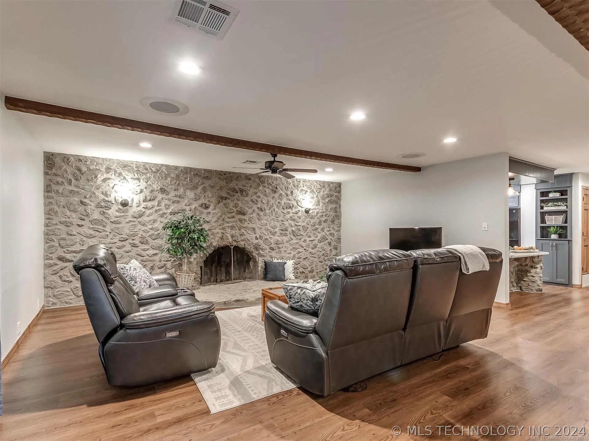 3166 County Road 2706 Road