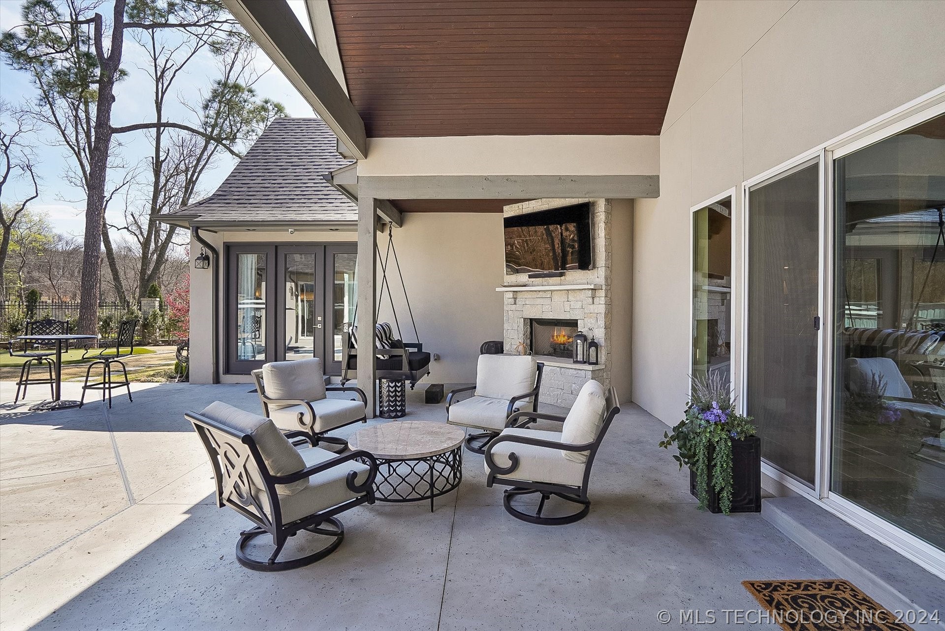 3350 W 75th Street S