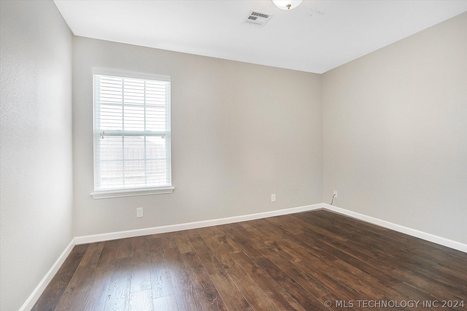 2704 W Decatur Street