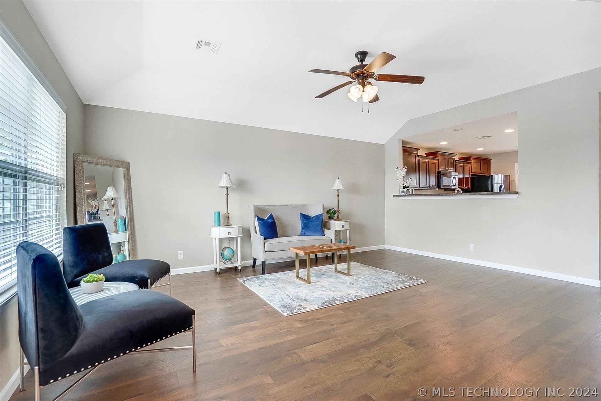 2704 W Decatur Street