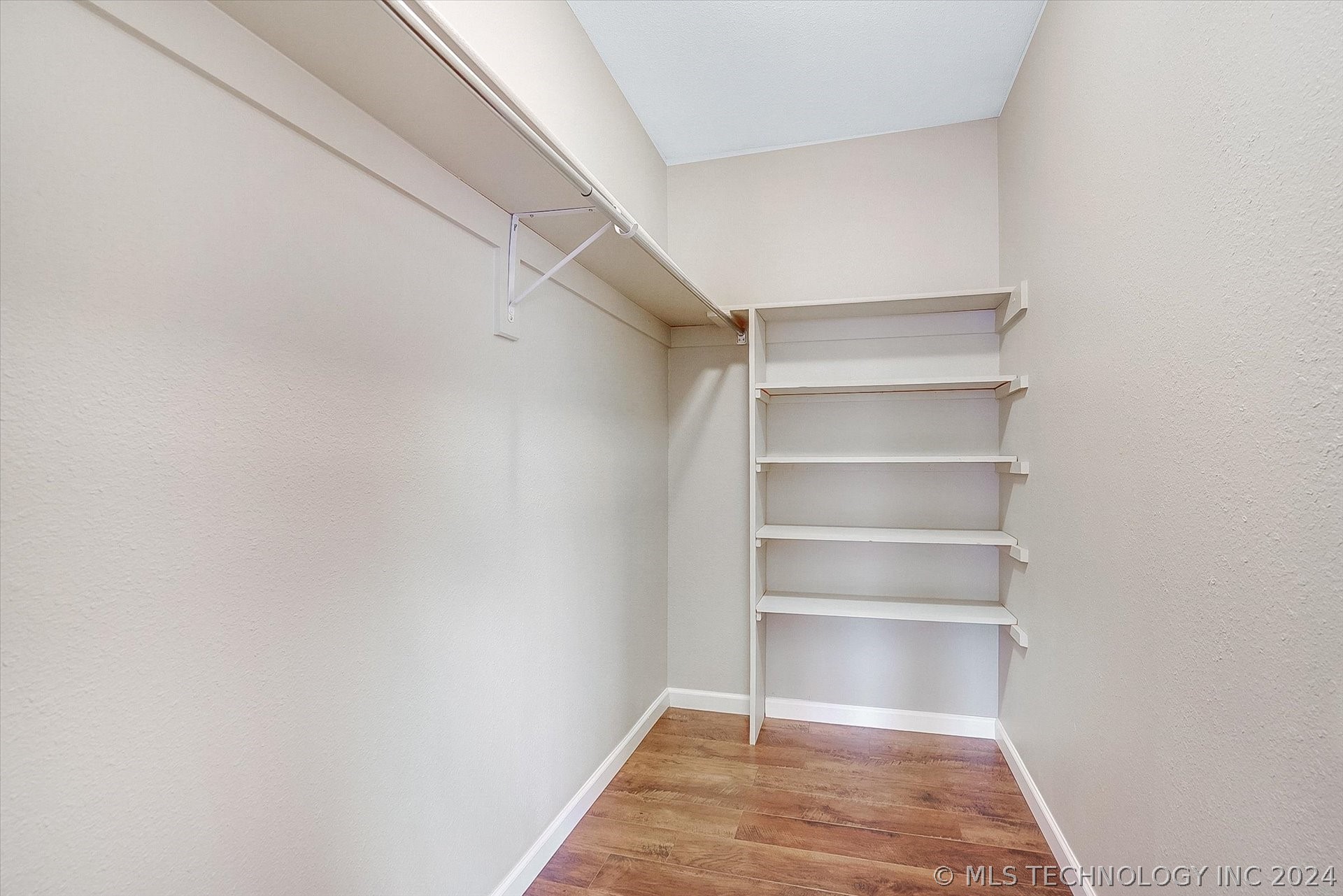 2704 W Decatur Street