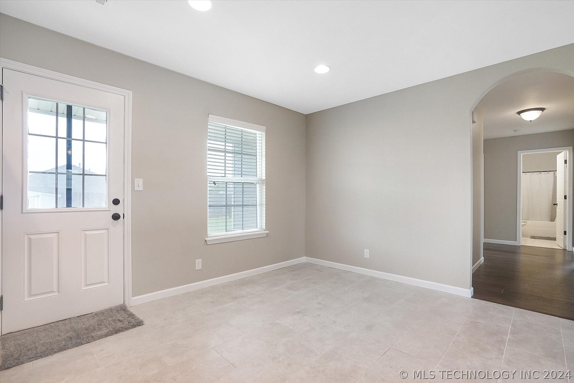 2704 W Decatur Street
