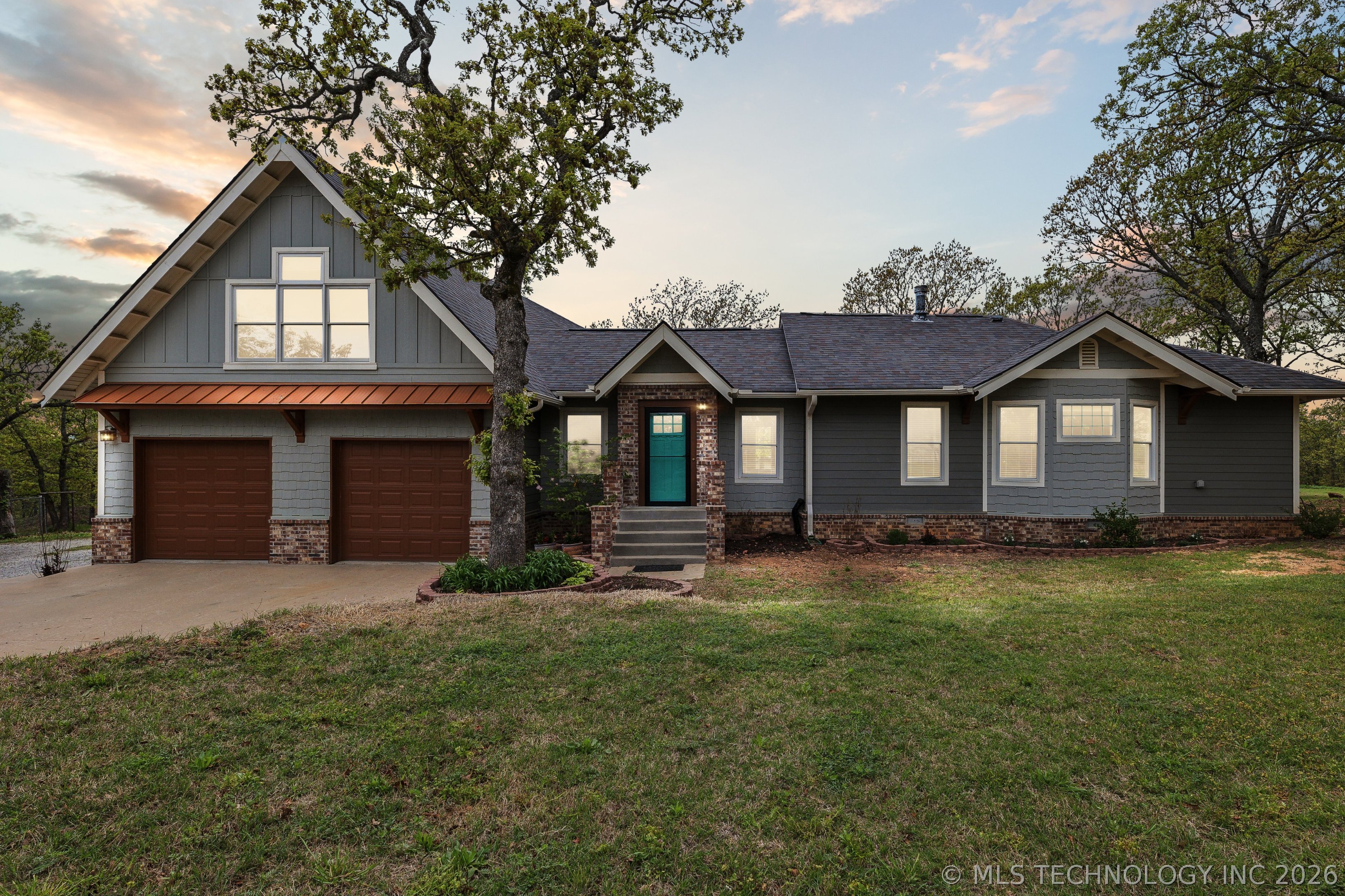 4164 N Valley Drive
