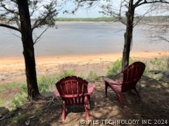 2221 N Cocomo Loop
