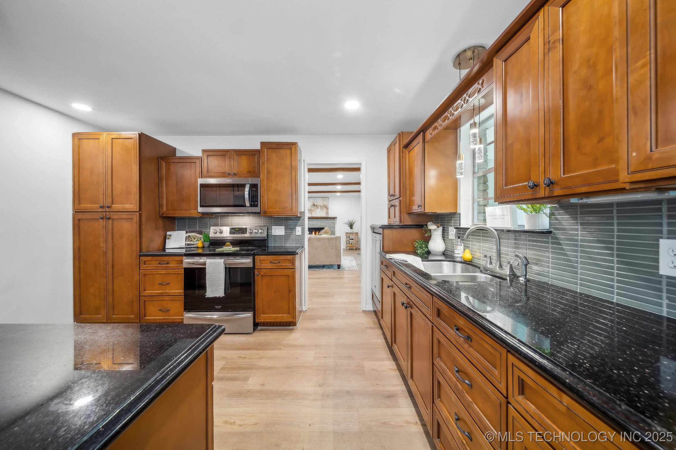 12830 E 133rd Street S