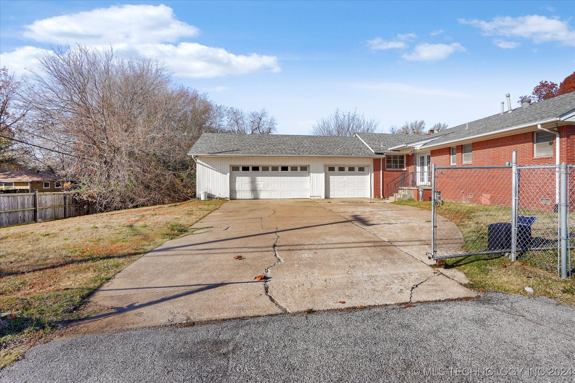 1706 W Latimer Place