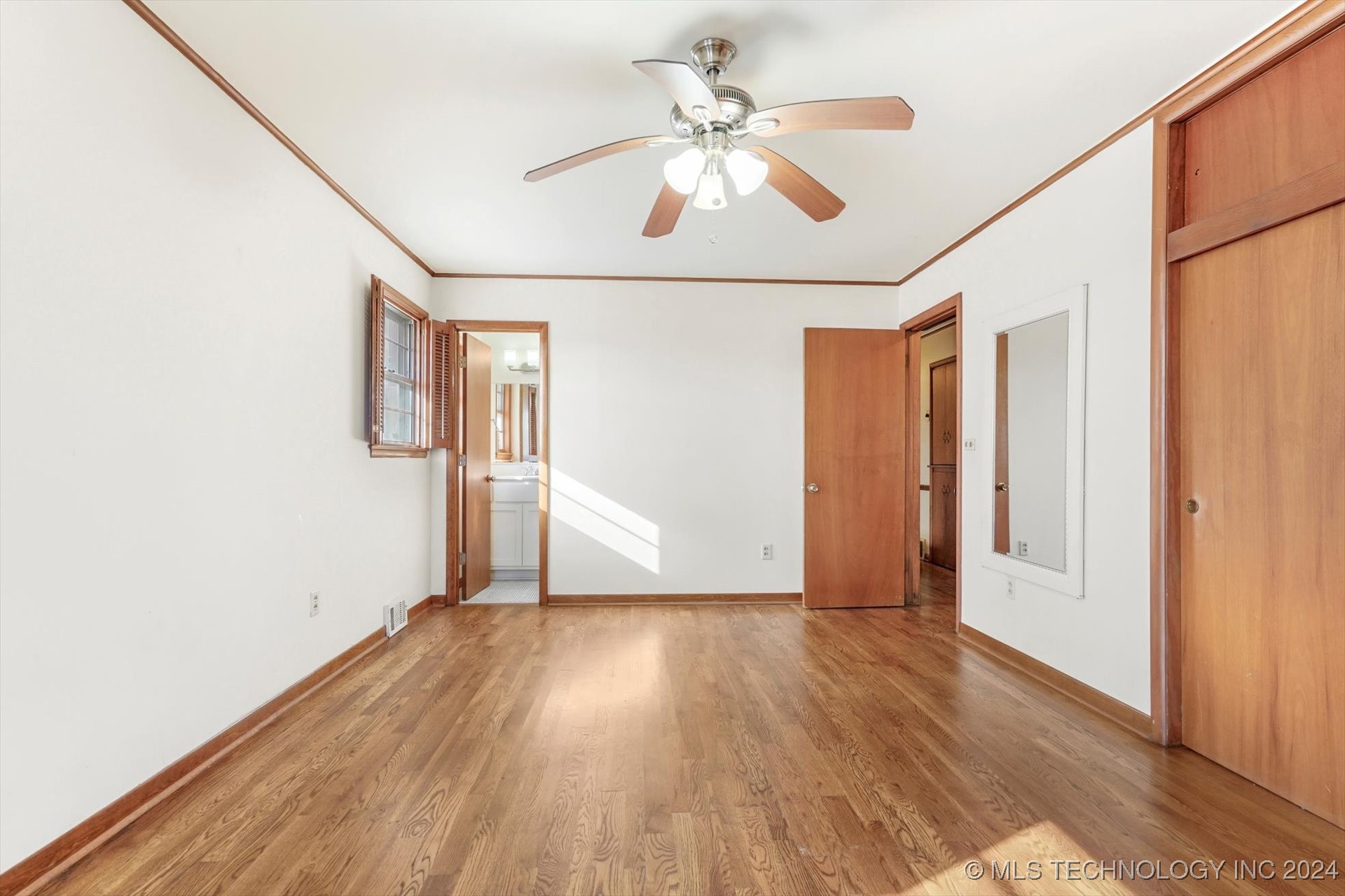 1706 W Latimer Place