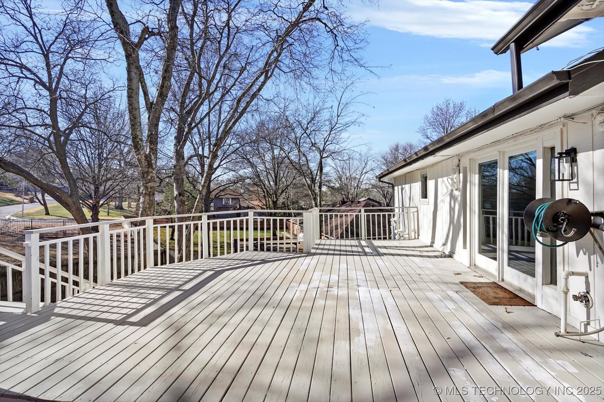 3434 E 75th Place