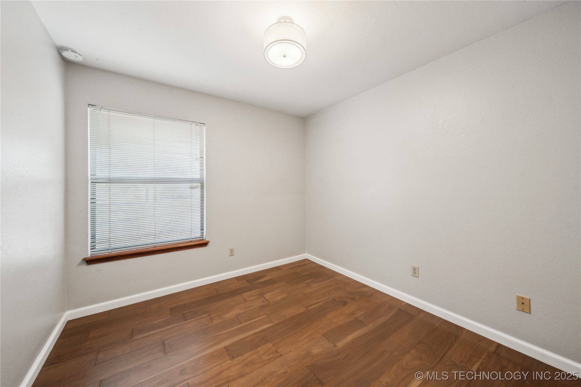 3326 W Washington Street 35