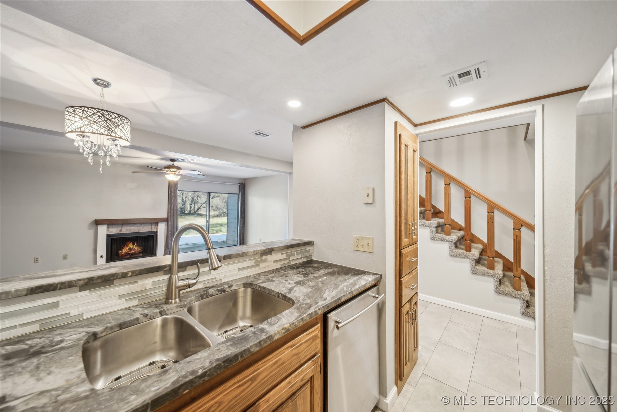 3326 W Washington Street 35
