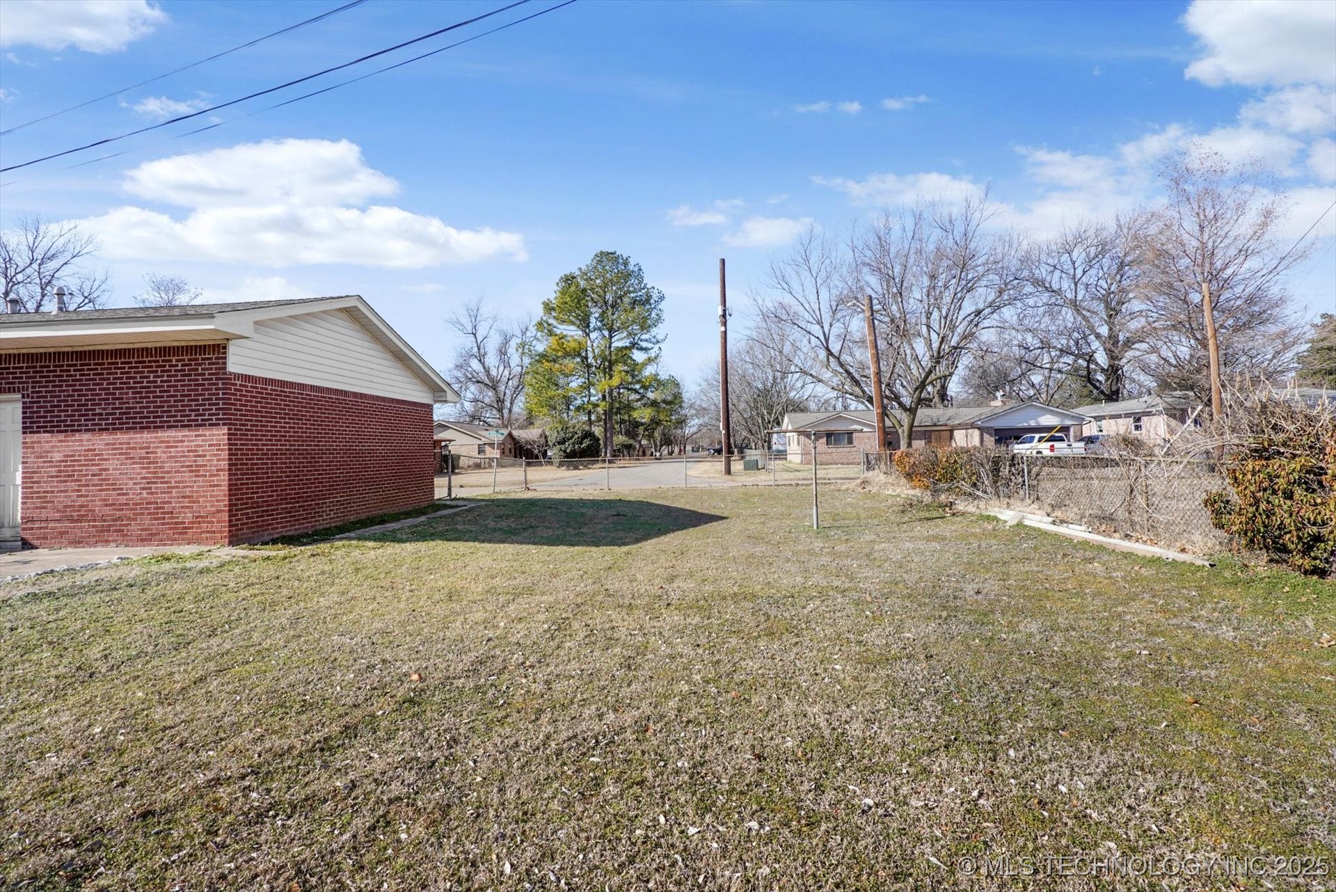 1505 E 54TH Place S