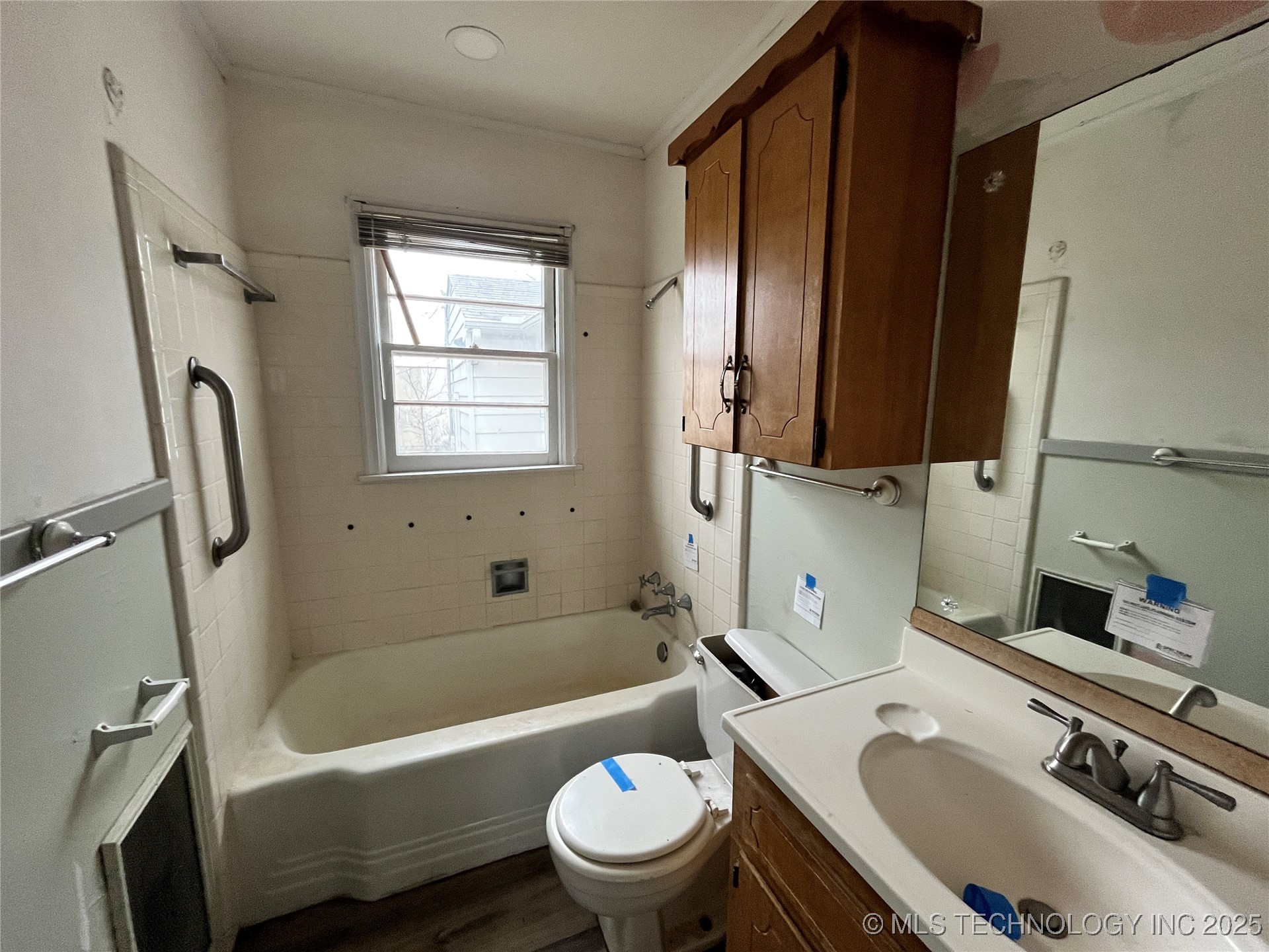 5104 E Cameron Street