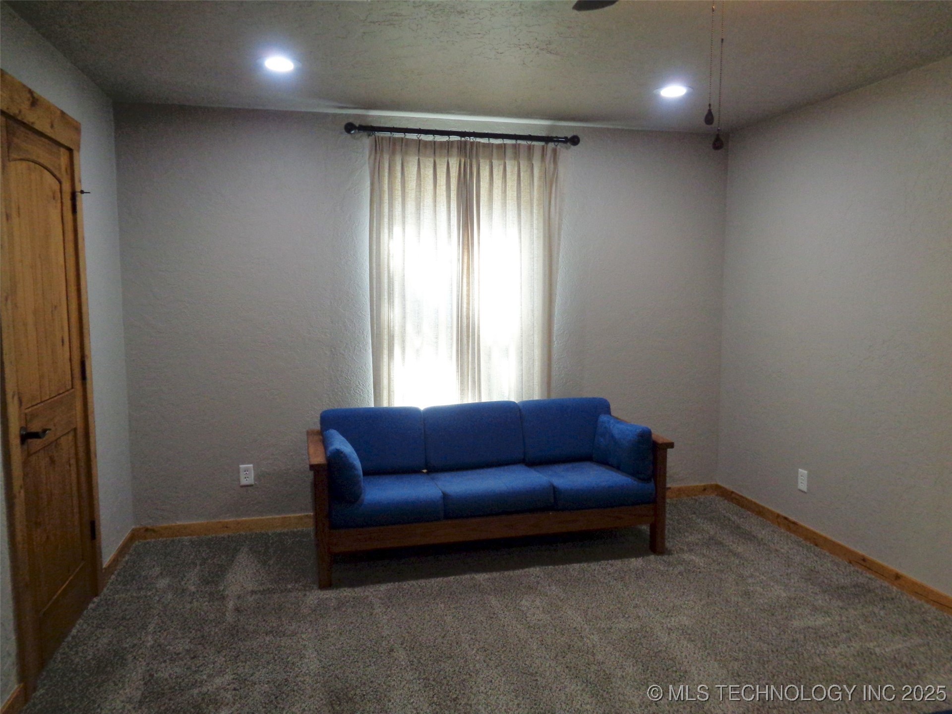 114565 Lakewood Court