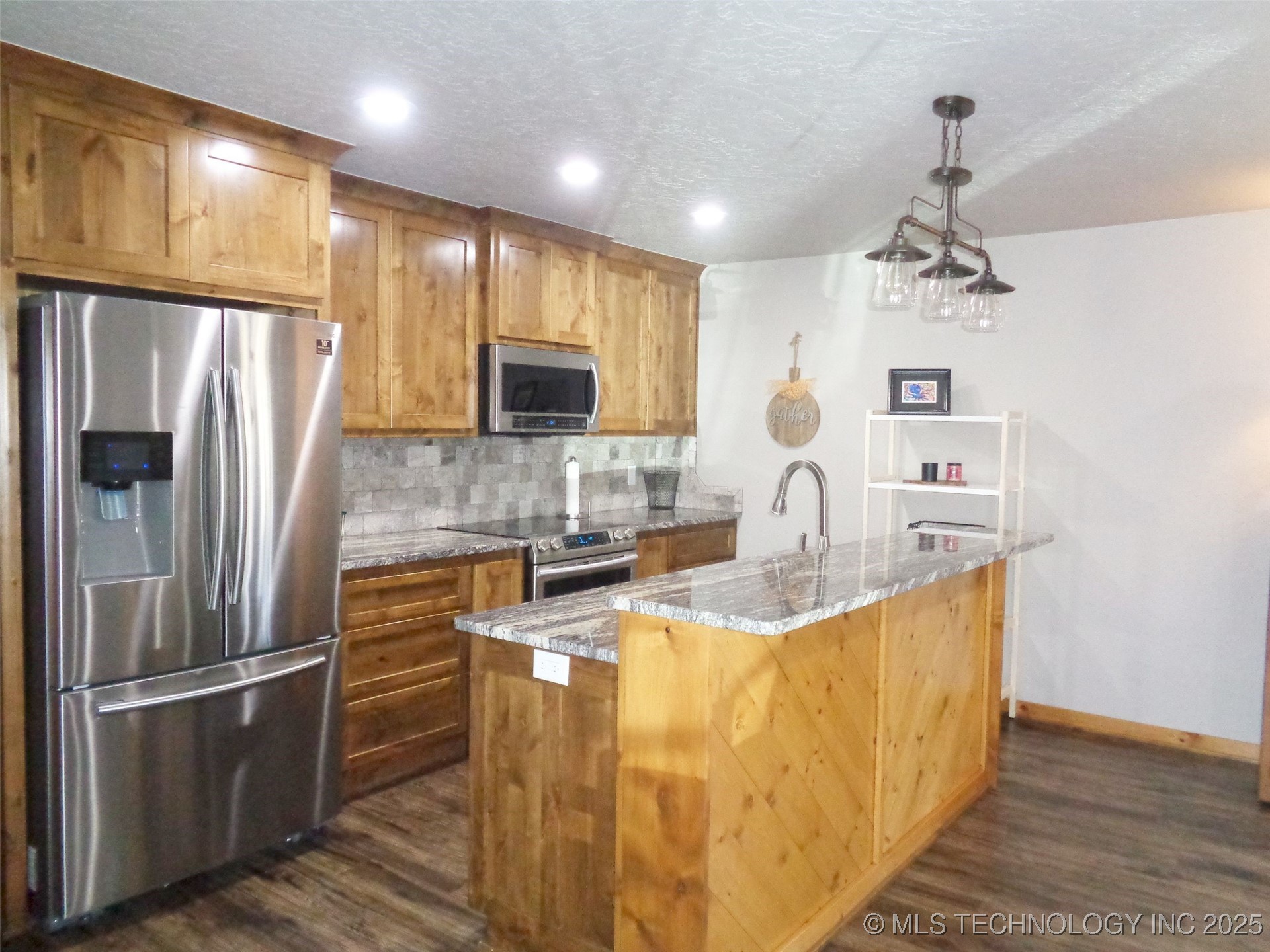 114565 Lakewood Court