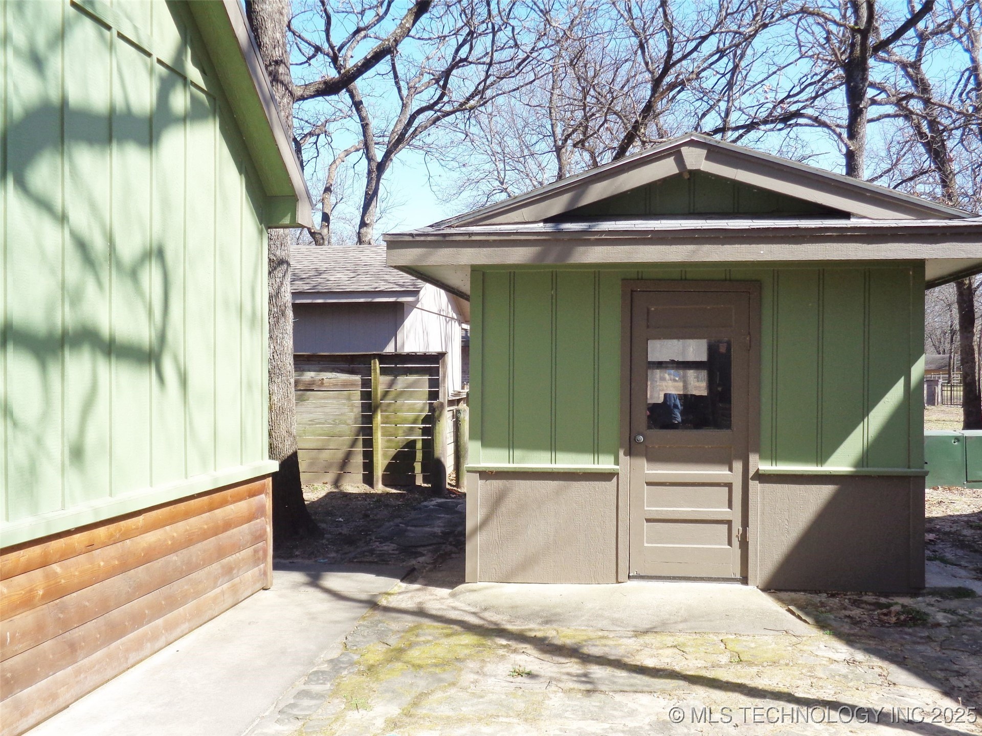 114565 Lakewood Court