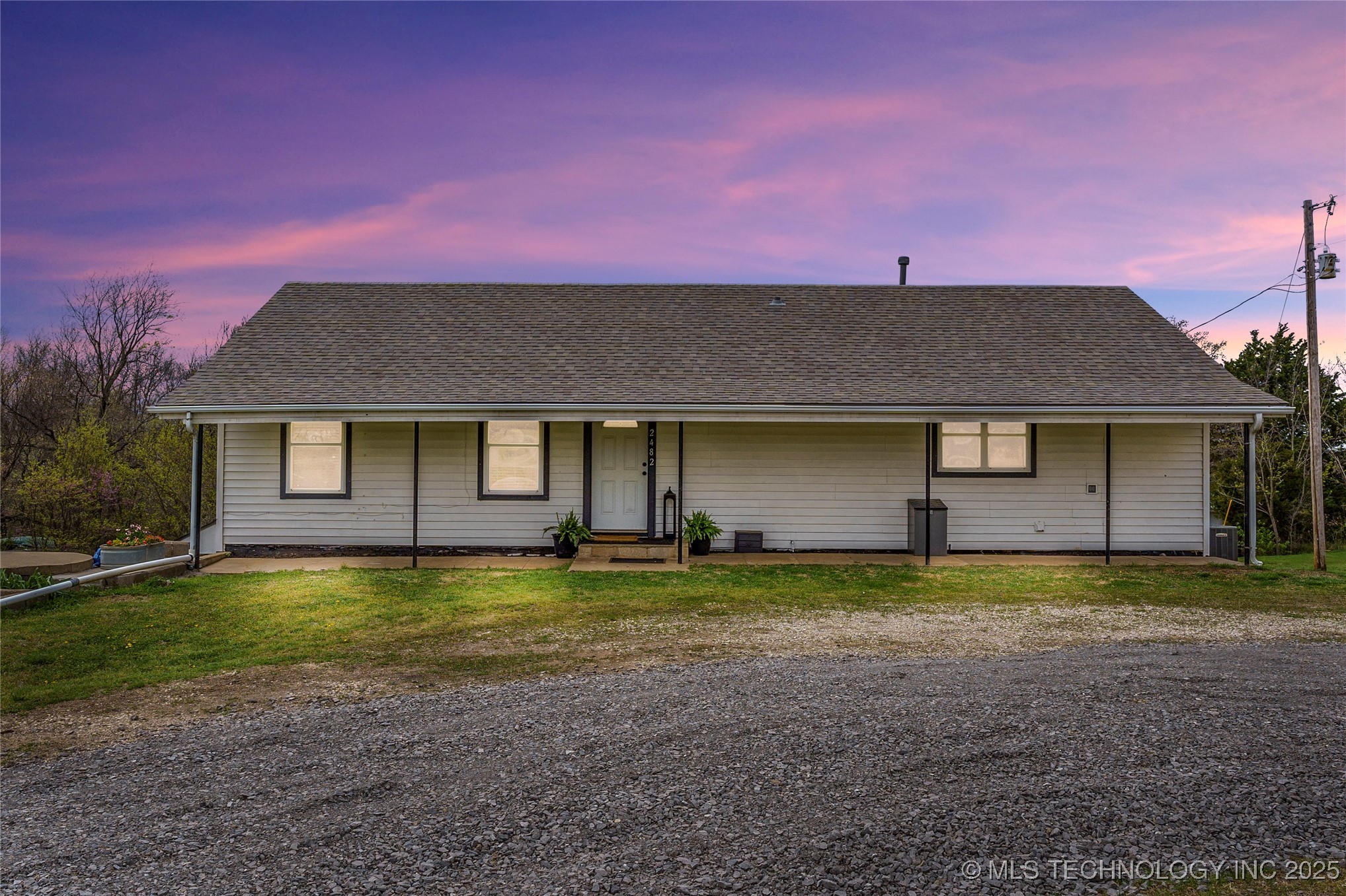2482 N Highway 48 Highway