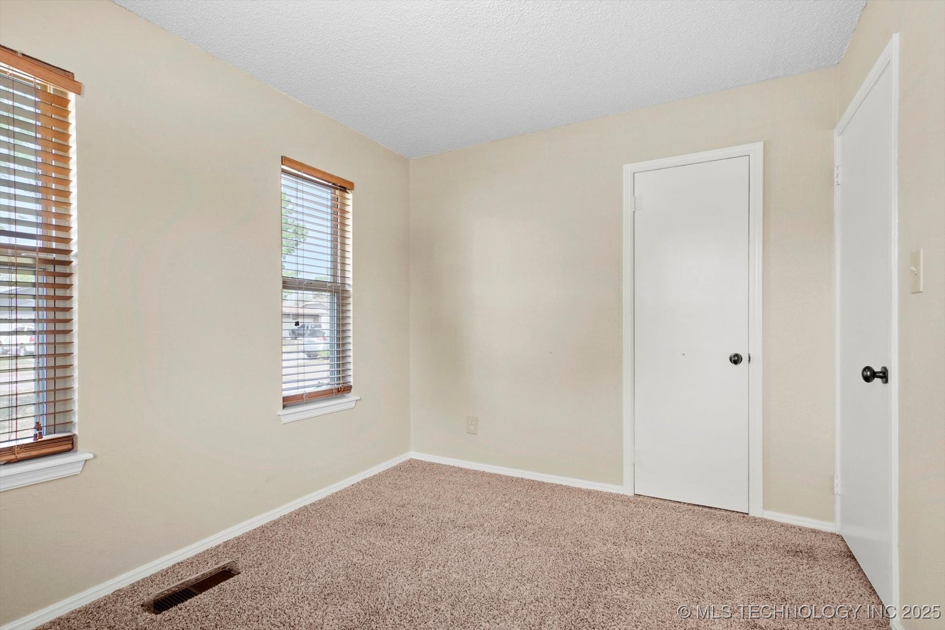 303 N Cedar Street