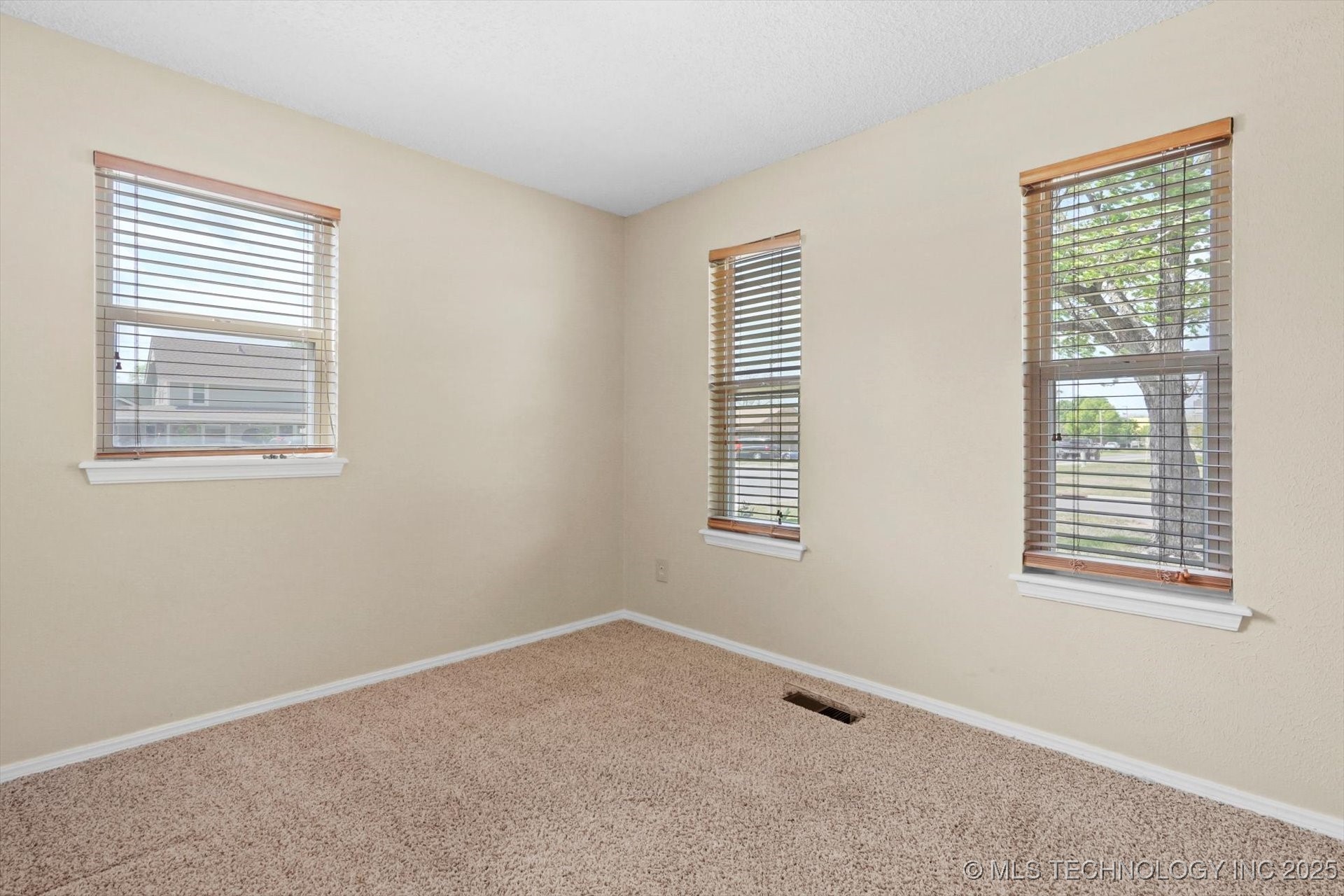 303 N Cedar Street