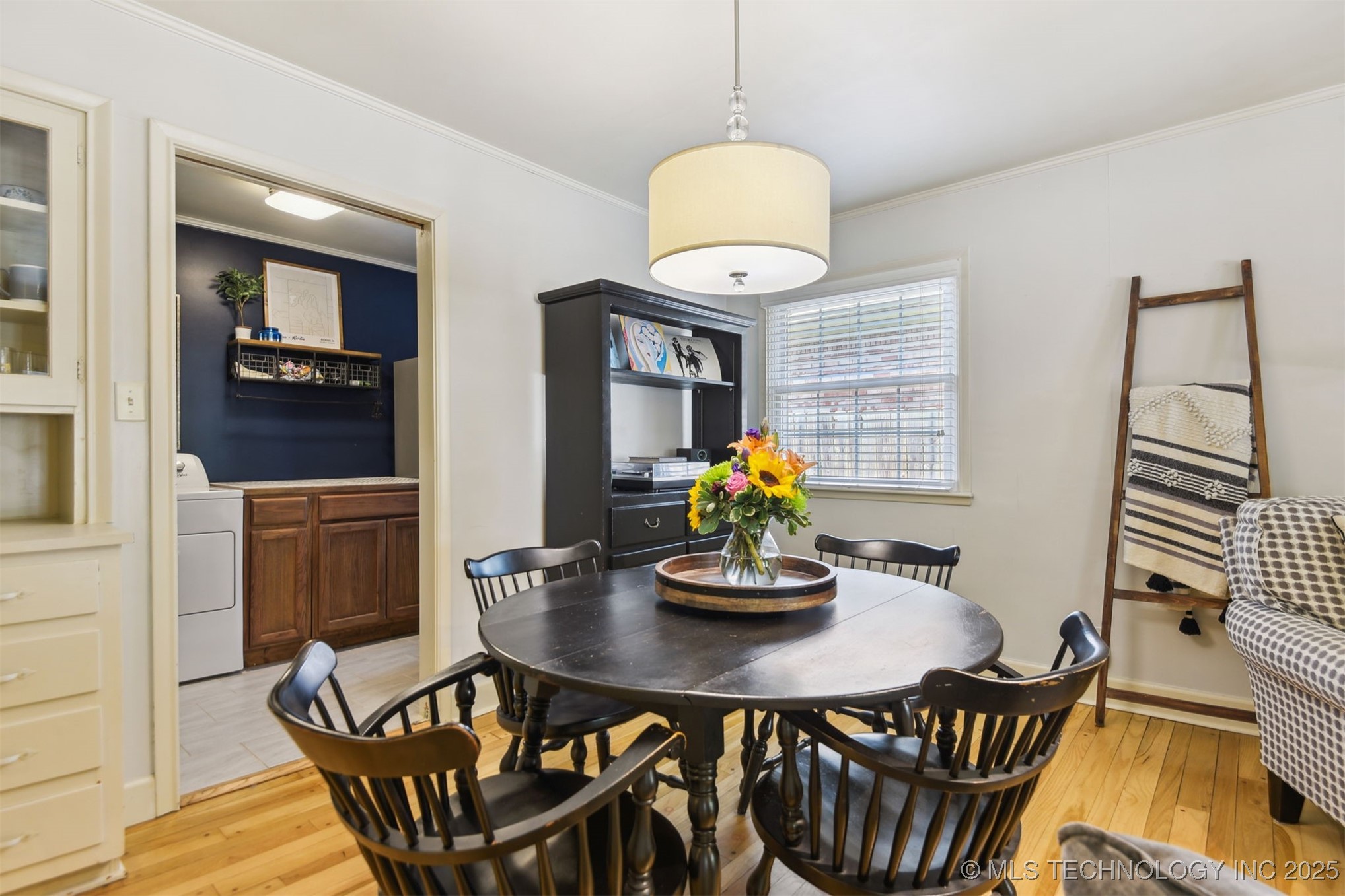 4317 E 56th Place