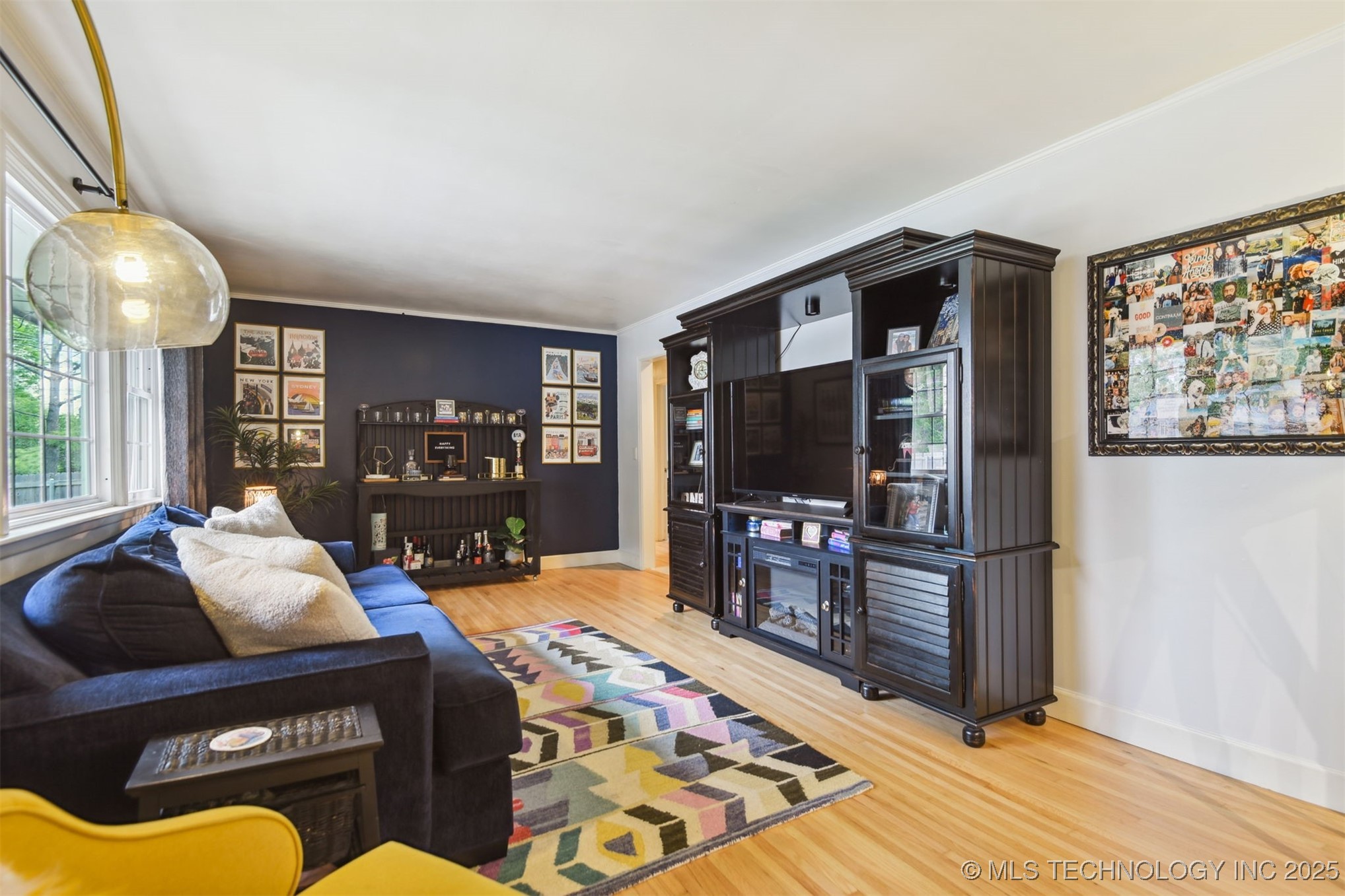 4317 E 56th Place