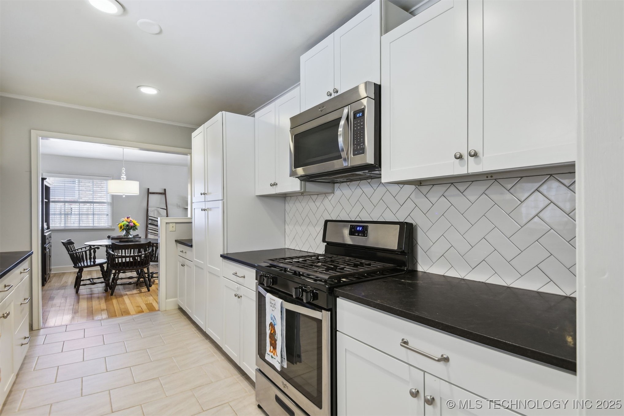 4317 E 56th Place
