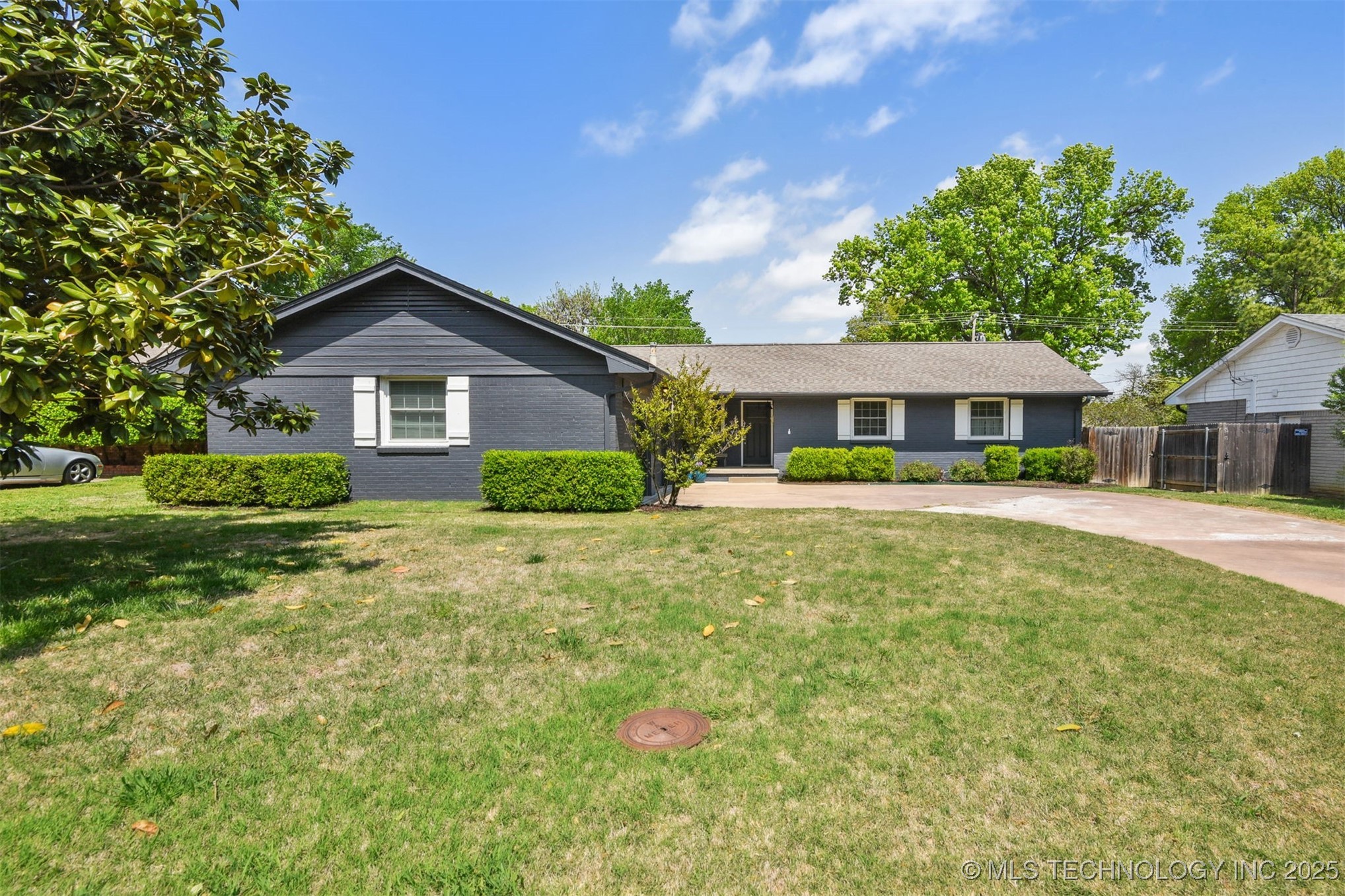 4317 E 56th Place