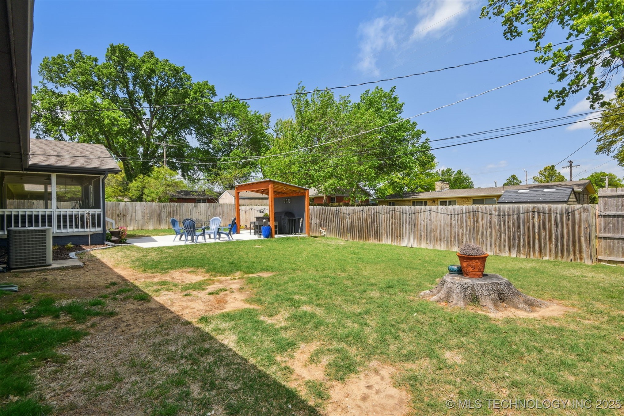 4317 E 56th Place