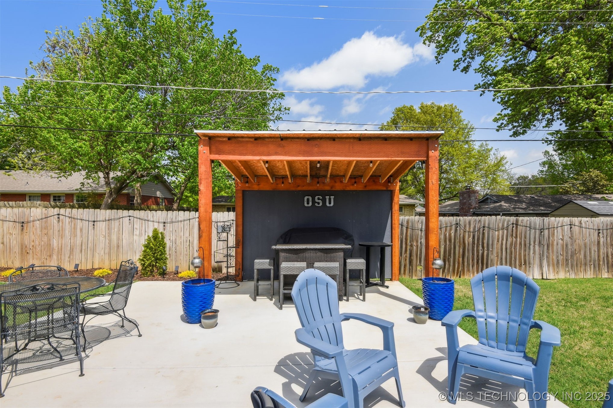 4317 E 56th Place