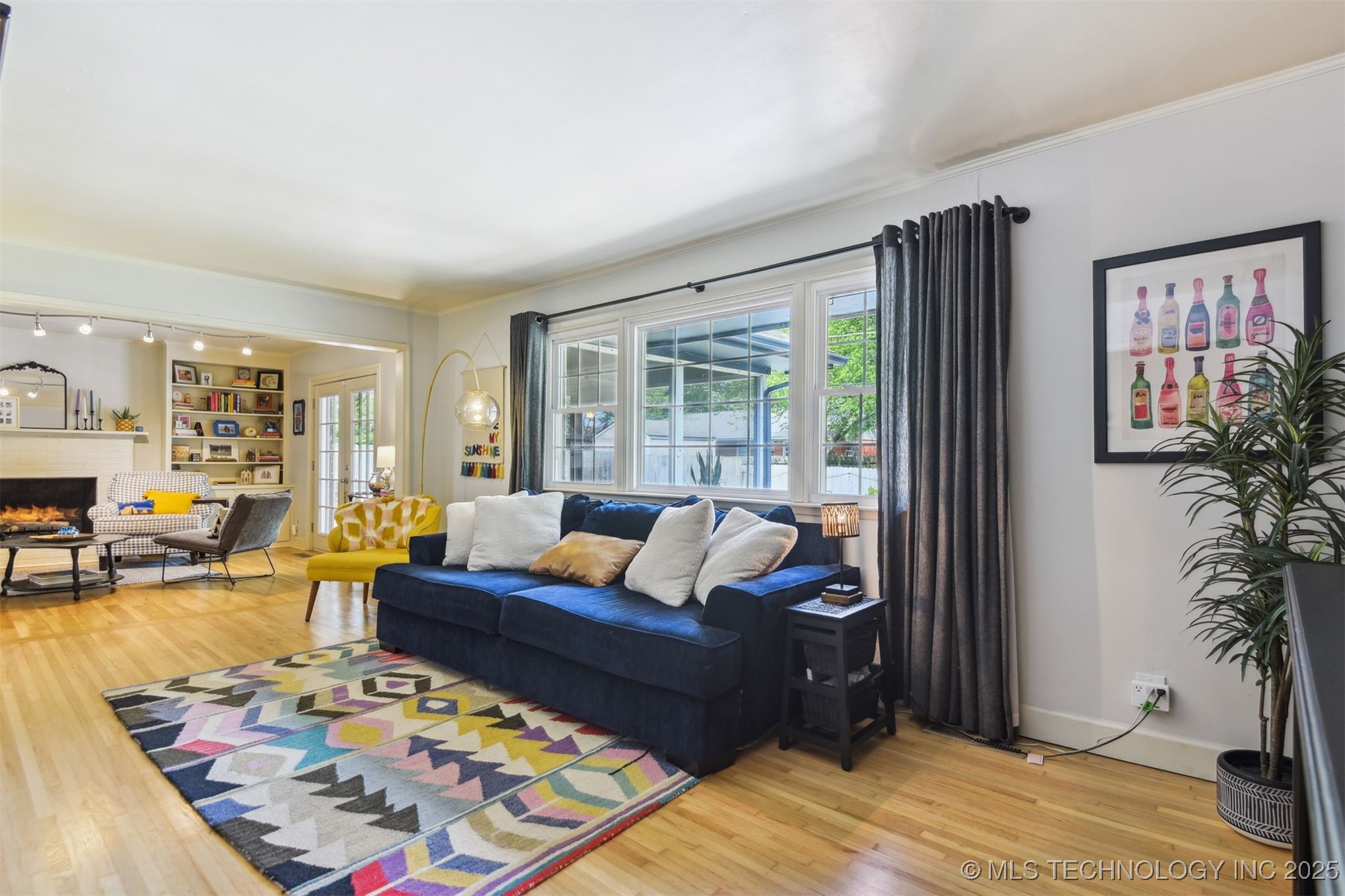 4317 E 56th Place