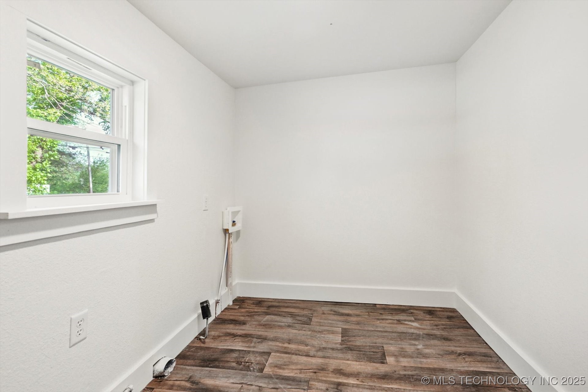 722 S Hughes Avenue