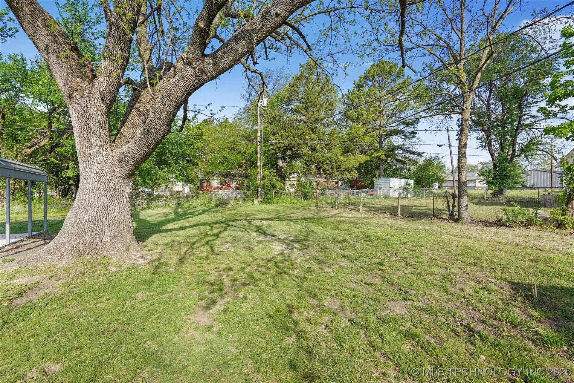 722 S Hughes Avenue
