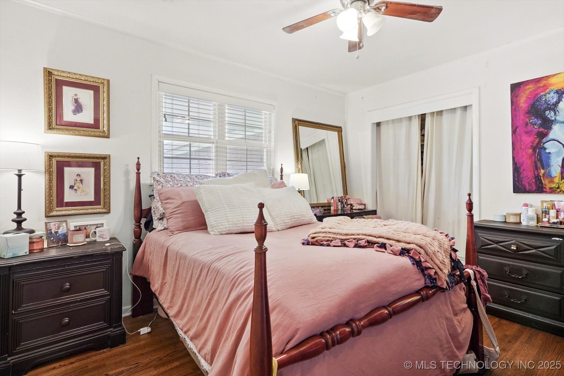 5729 E 25th Place