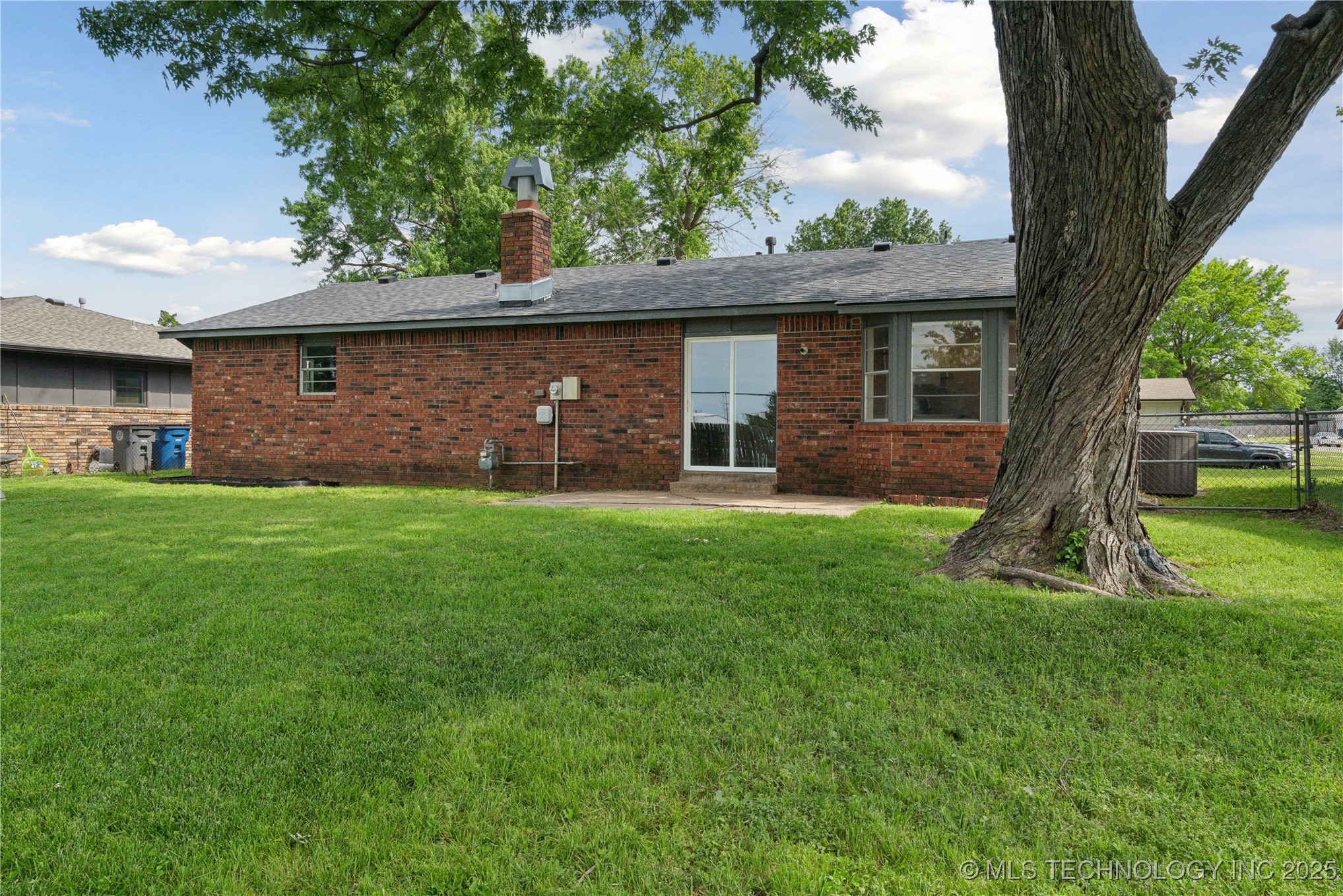 9307 E 56th Street