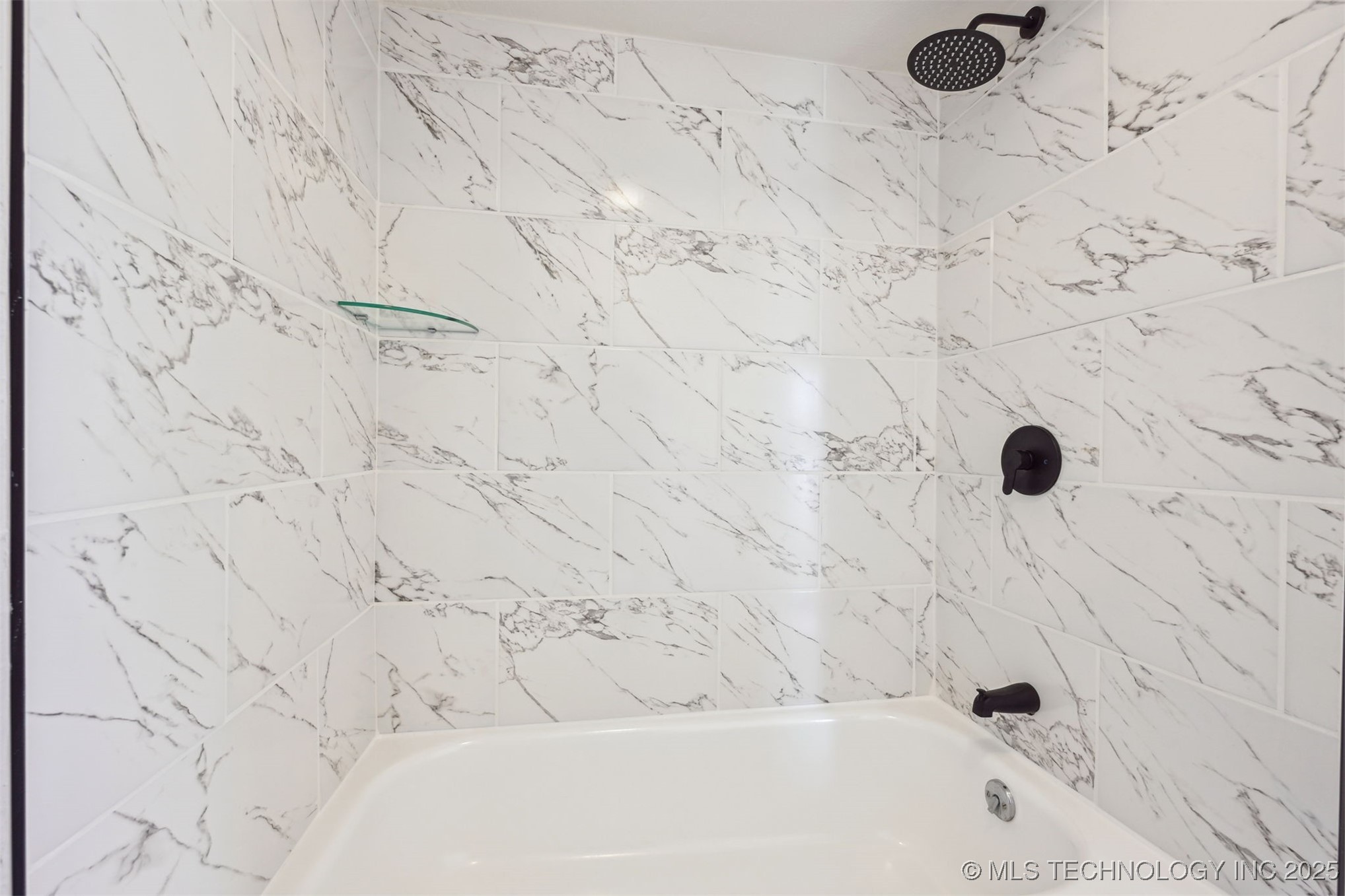 8935 S Norwood Avenue 1402