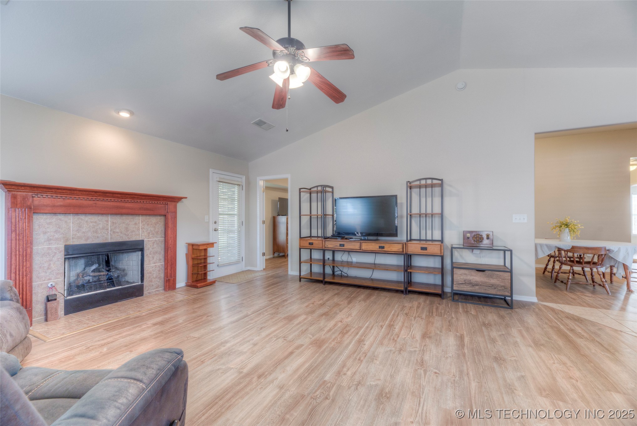 4108 W Fulton Street