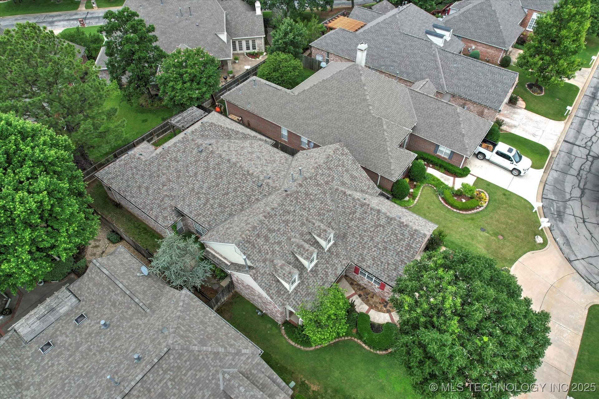 9926 S 79th East Avenue