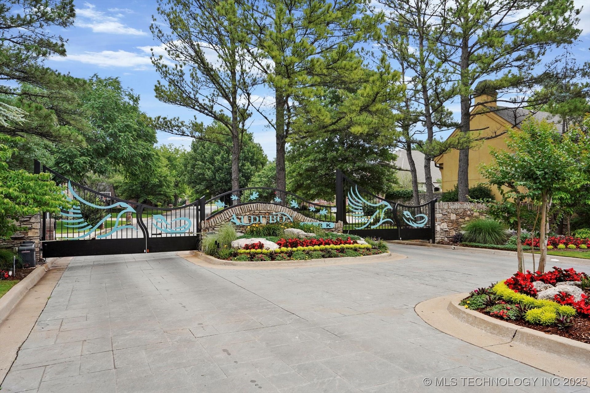 9926 S 79th East Avenue