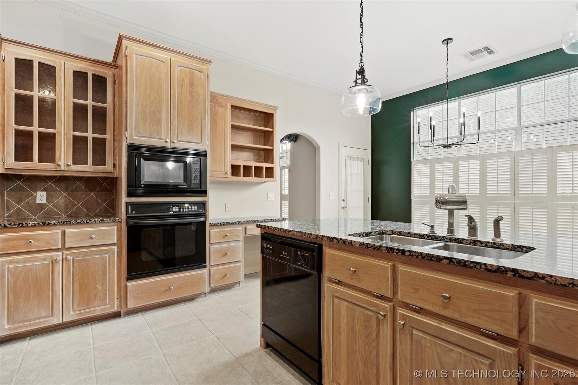 9926 S 79th East Avenue